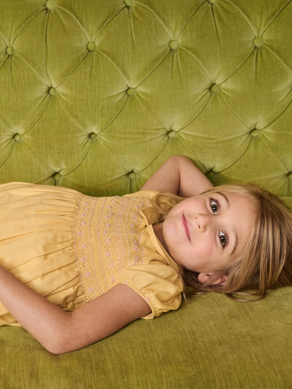Robe Citron Brodé Main pour Fillette