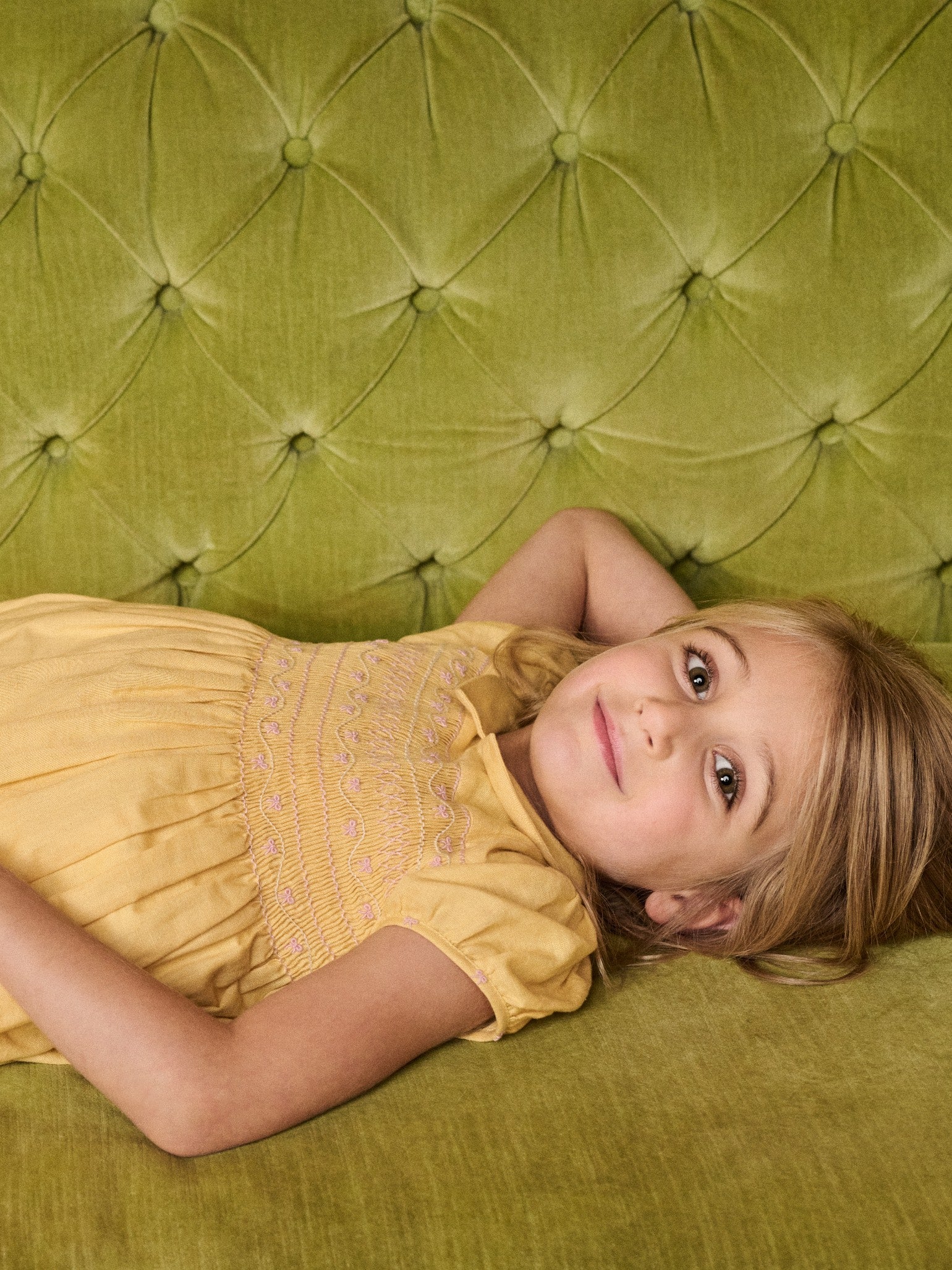 Robe Citron Brodé Main pour Fillette