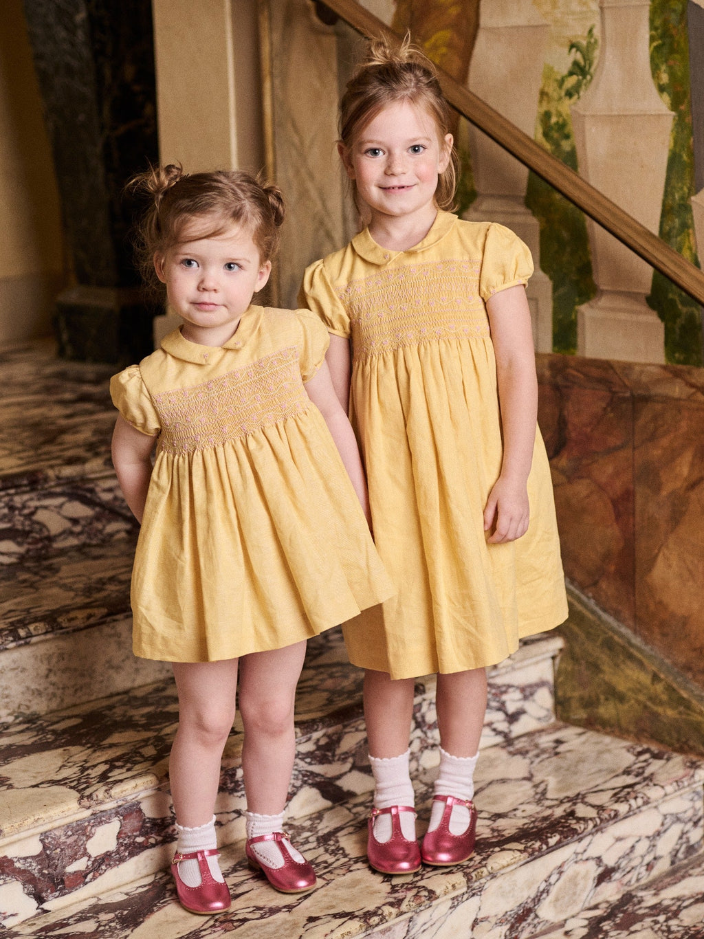 Robe Citron Brodé Main pour Fillette