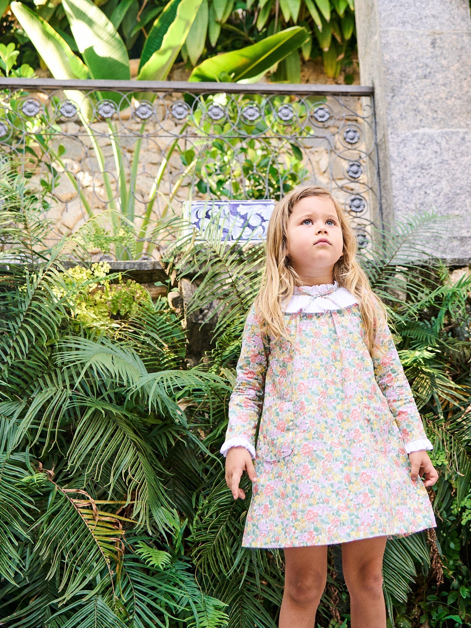Robe trapèze fille motif floral jaune en tissu Liberty