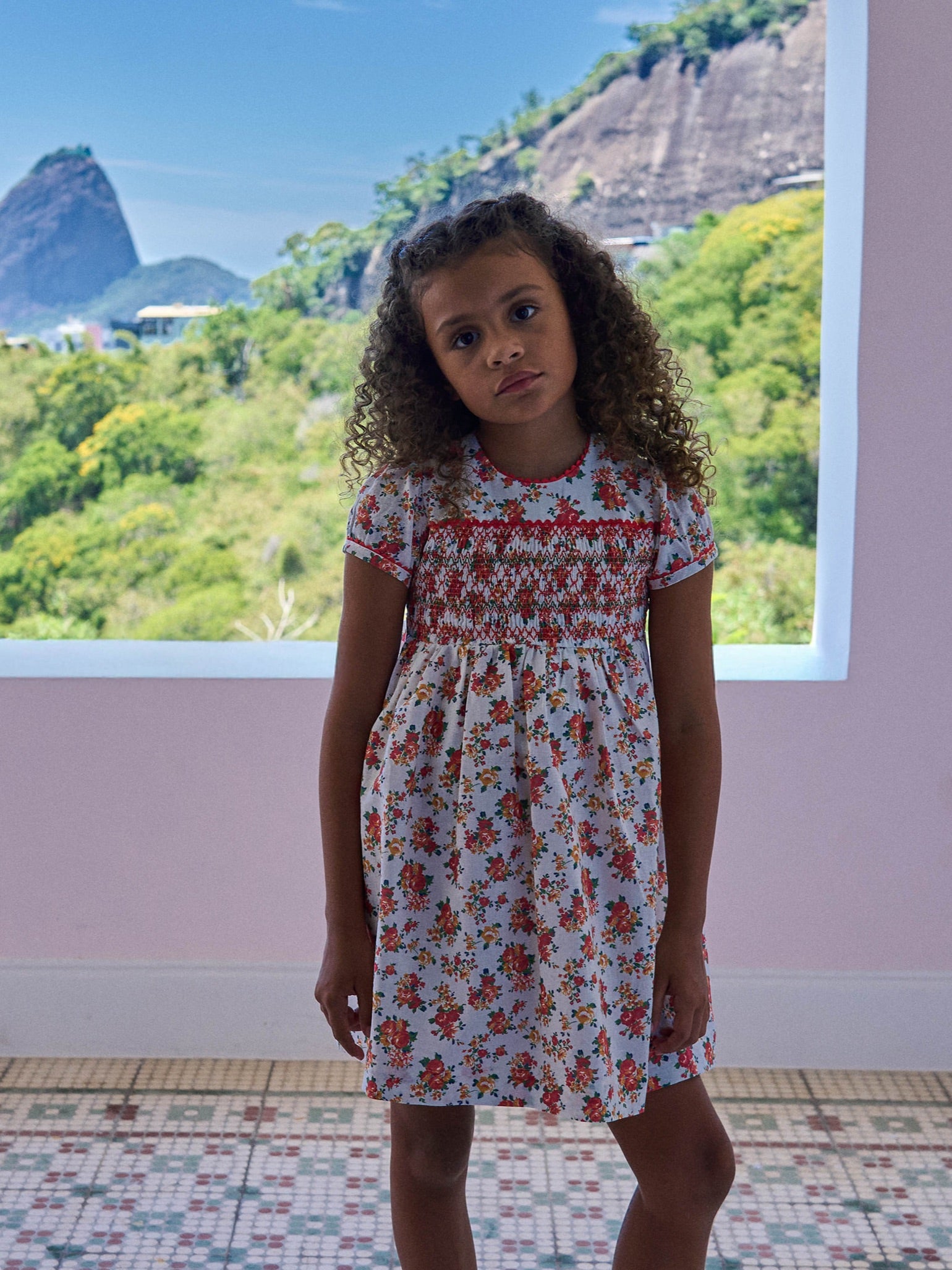 Robe Fillette Smocks Main Motif Floral Corail